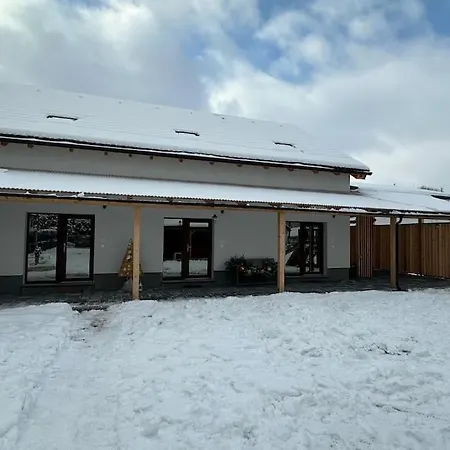 House With Sauna And Jacuzzi 1 Apartmán *